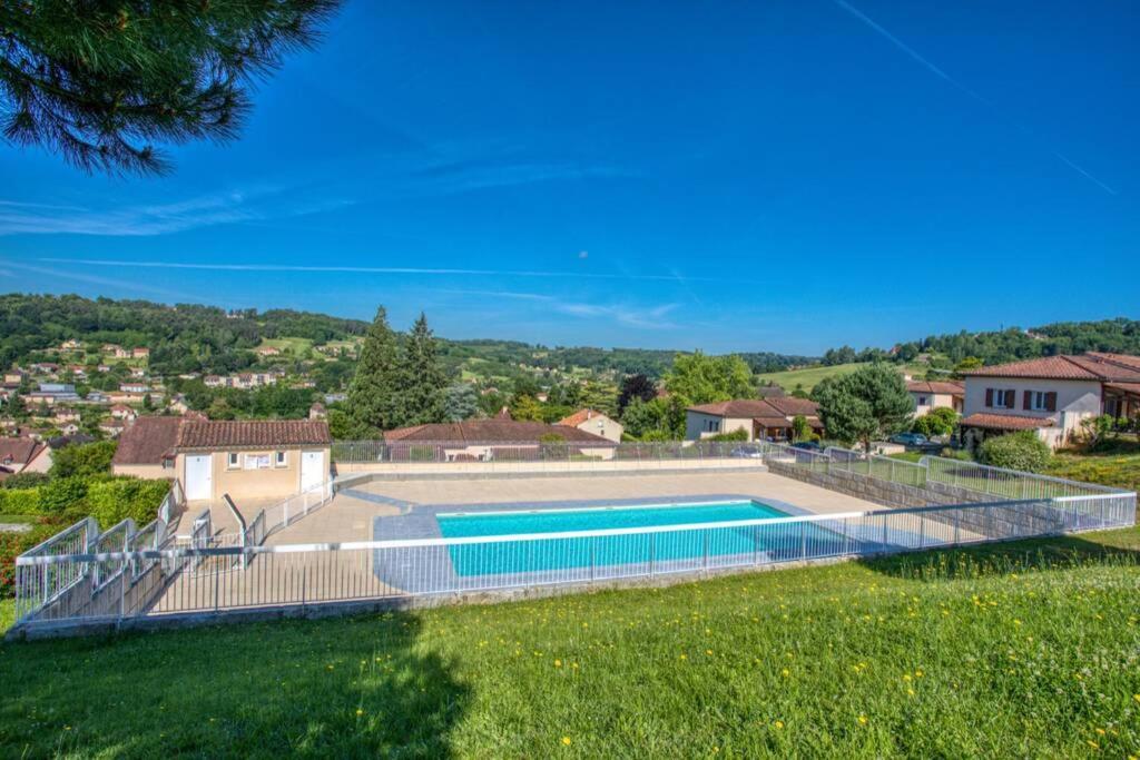Sarlat - 24 - L'Appartement D'Euphe Avec Piscine Экстерьер фото